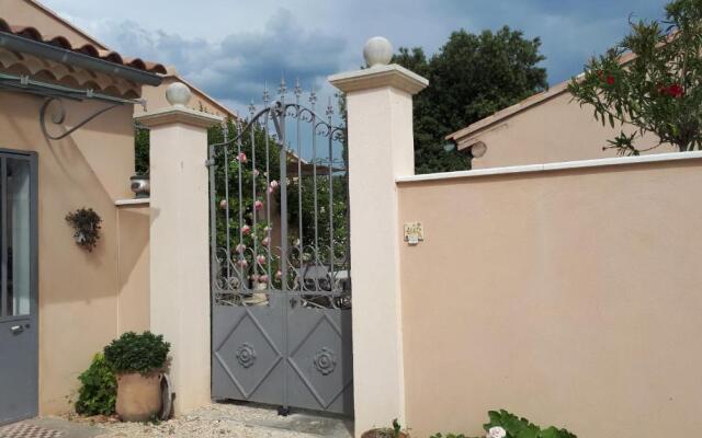 l'Esperluette Fleurie B&B Route du Ventoux