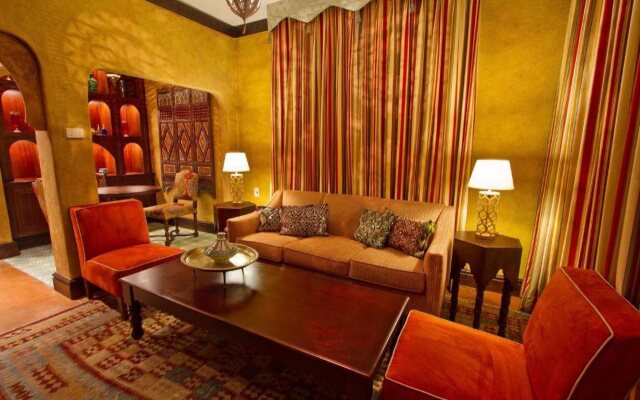 Avani Victoria Falls Resort