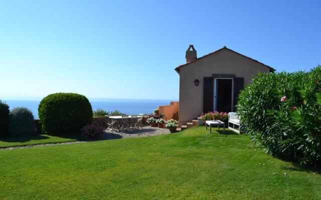 La Casa Del Faro