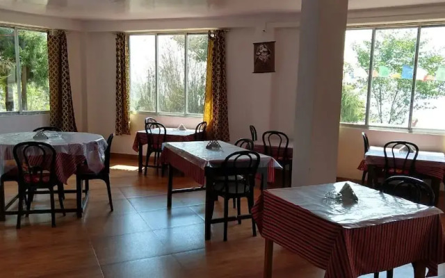 Denzong House and Restaurant