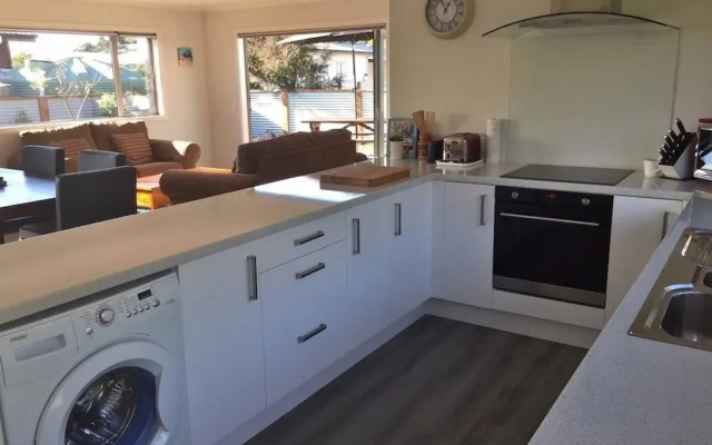 Pohara Beach Retreat