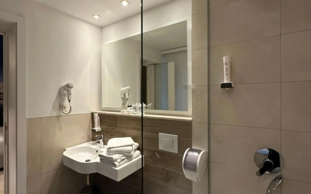 Nar Hotel