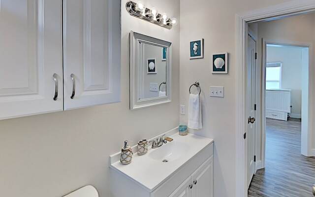 110nnaut 2 Bedroom Home