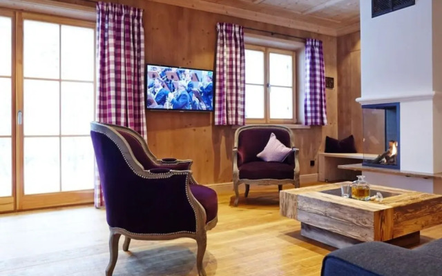 Suite Beech Modern Retreat