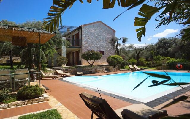 Thalia Estate