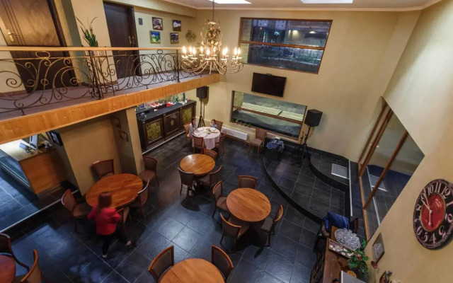 Good Aura Hotel