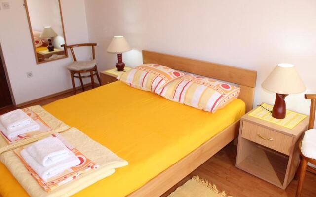 Guest House Tomanovic