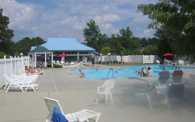 The Hurricane Resort-restaurant & Guest Rooms