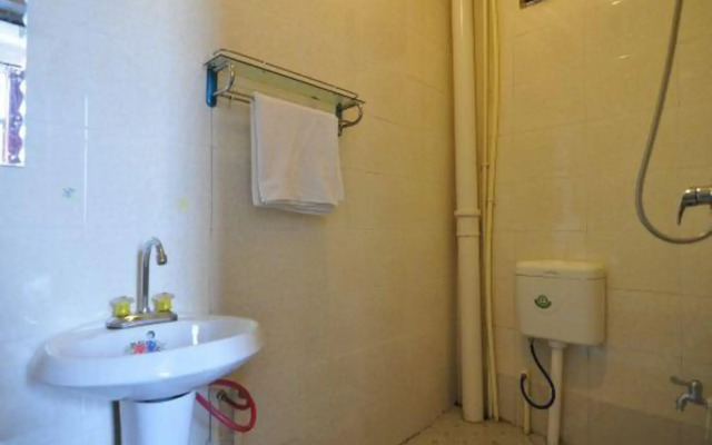 Ru Chun Si Ji Hostel