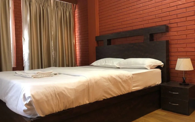 Makalu Apartment 2bhk Thamel 5 min Walk 1st Floor