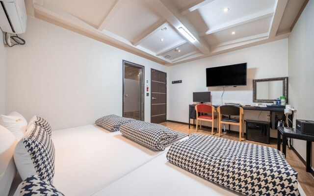 Yongin Yangji Banner Hotel