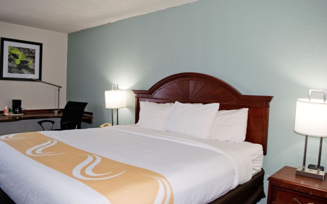 Quality Inn Alexis Rd