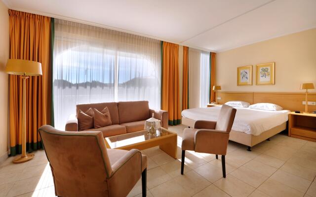 Van Der Valk Hotel Barcarola