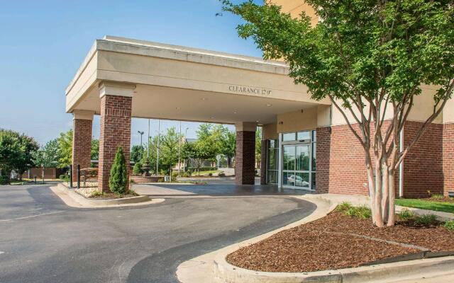 Comfort Suites Huntsville MidCity District at Research Park