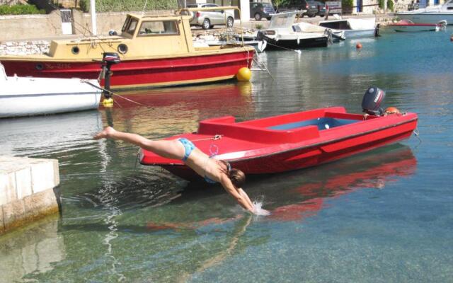 Apartmans and Rooms Dunjini Dvori