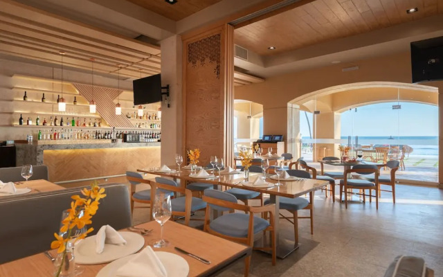 Tres Vidas Acapulco Suites