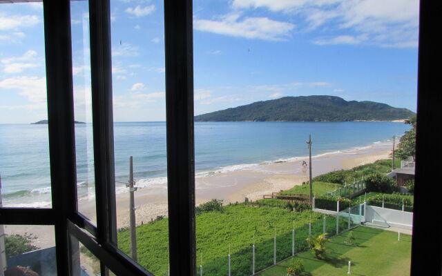 Ingleses Praia Hotel