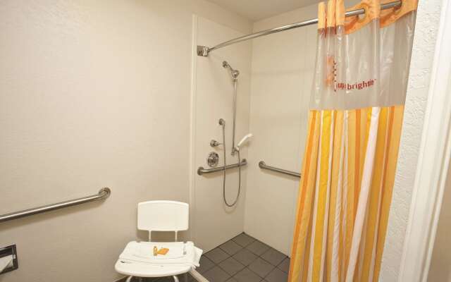 La Quinta Inn & Suites by Wyndham Birmingham Hoover