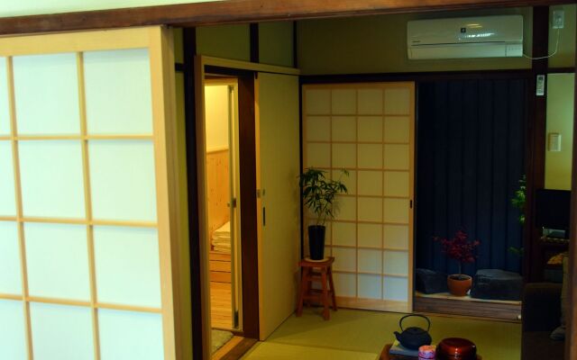 Guesthouse Hanamiya