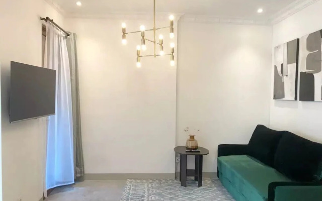 youre.at - Grand Setiabudi Apartment