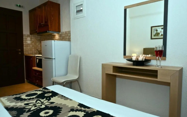 Oasis Deluxe Apartments