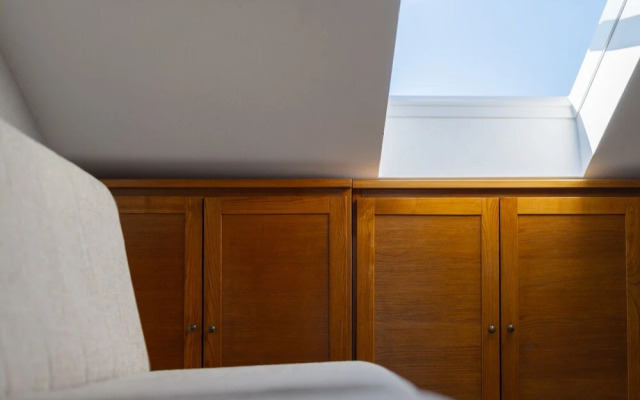 Tiho - 10m From the Beach - SA1 Potkrovlje