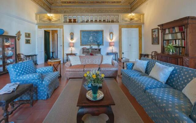 Palazzo Aldobrandini - Prestigious Historic Residence