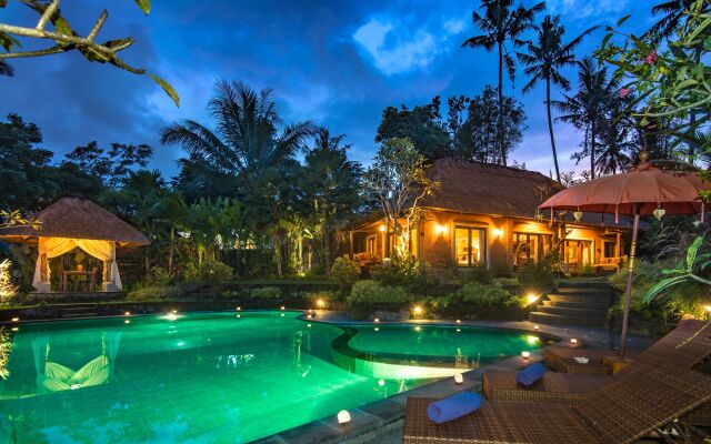 Bunut Garden Luxury Private Villa