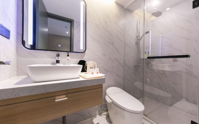 Ibis Shanghai Hongqiao Hongmei Road Hotel