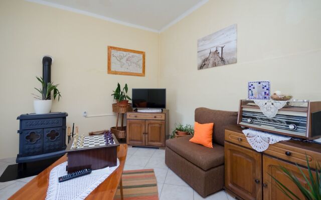 House Bozica
