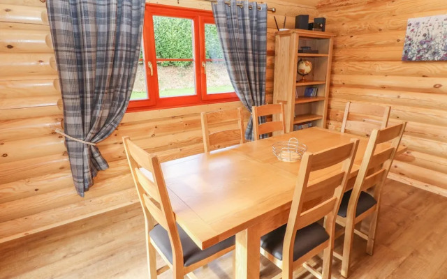 Maple Lodge