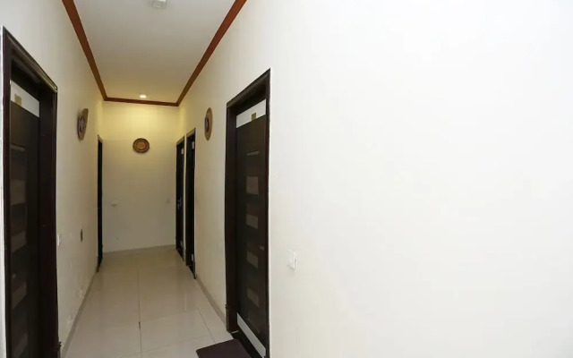 OYO 35823 Hotel Blumango