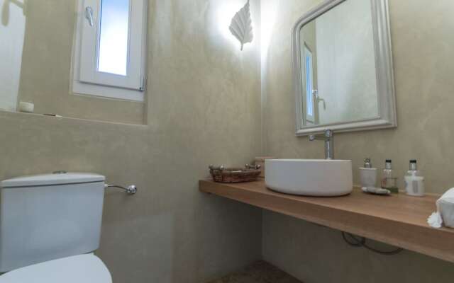 Villa Aphrodite sunkissed MykonianLuxury