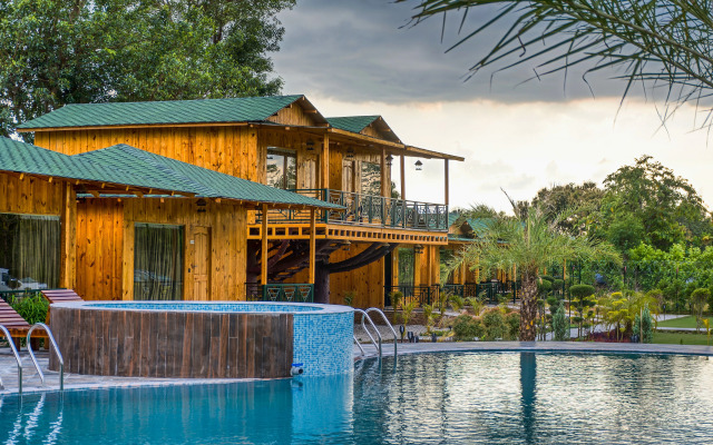 Pumpkin Hotel's Tusk N Woods