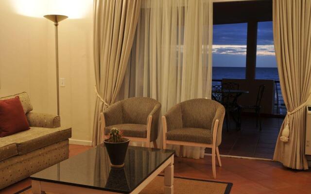Leisure Bay Luxury Suites
