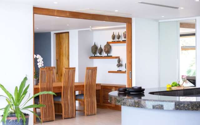 Villa Firefly