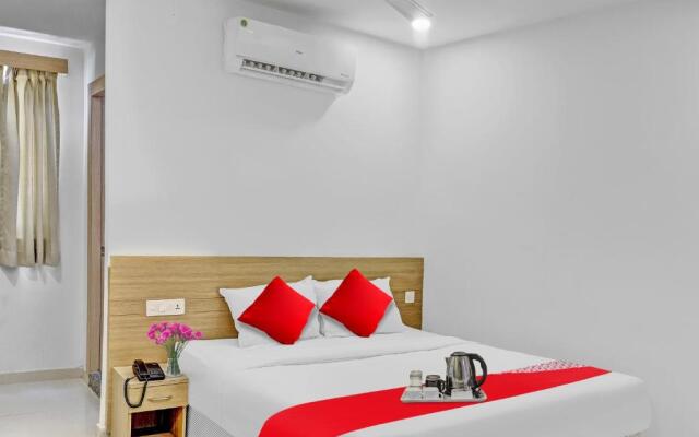 Flagship Hotel Bluemoon