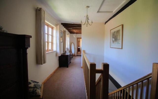 Three Ways Farmhouse B&B
