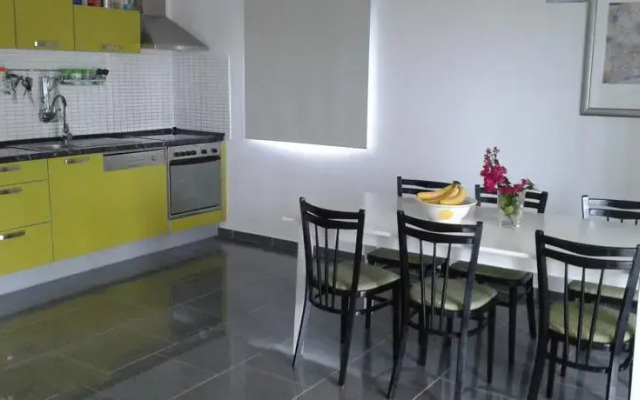 Guest House Ivi'c
