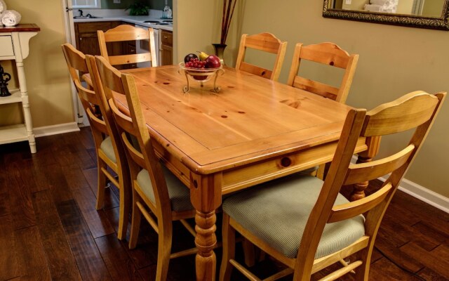 Whispering Pines 352hc