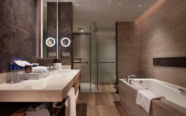 DoubleTree by Hilton Huidong Resort