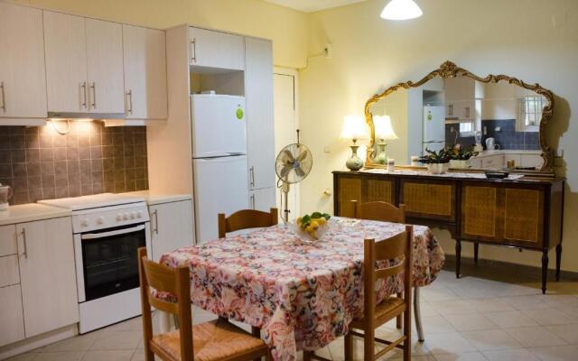 Acacia House Apartments