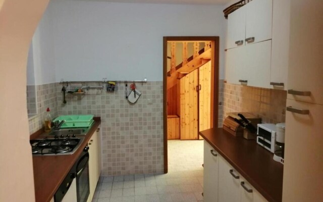 Charming 3-bed House in Viganj