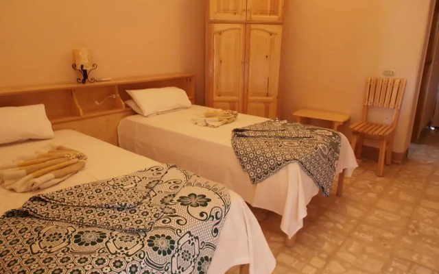 Desert Paradise Lodge