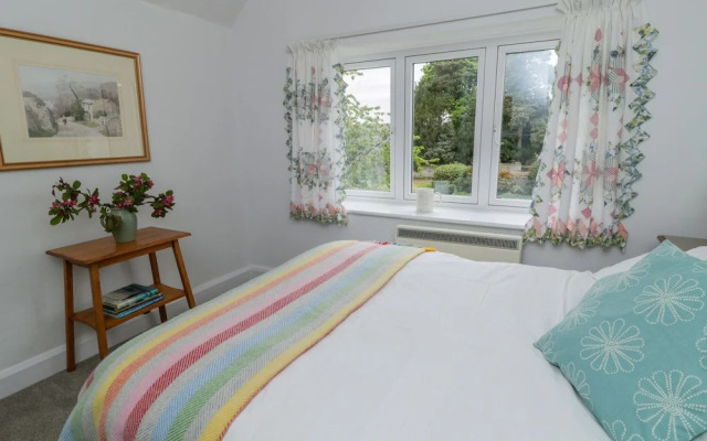 Manor Cottage