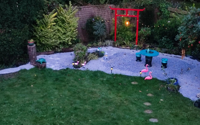 Uni, FH, Gesundheits Campus nähe, Zimmer mit Garten & Terrasse