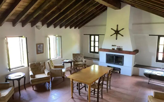 Ambelikos Traditional AgroHotel