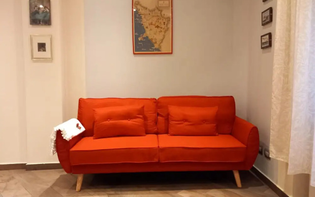 Leone in Firenze With 1 Bedrooms and 1 Bathrooms