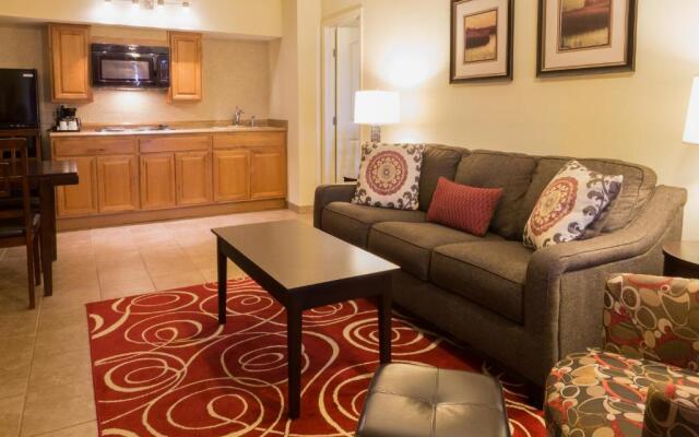 Marina Inn & Suites Chalmette - New Orleans