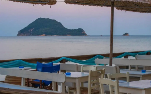 Porto Koukla Beach Hotel